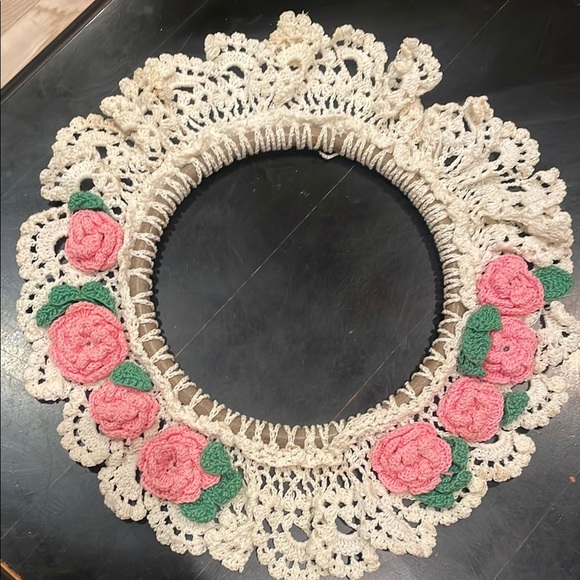 Handmade Crochet Lace ring  with Pink Roses /decor - Picture 1 of 1